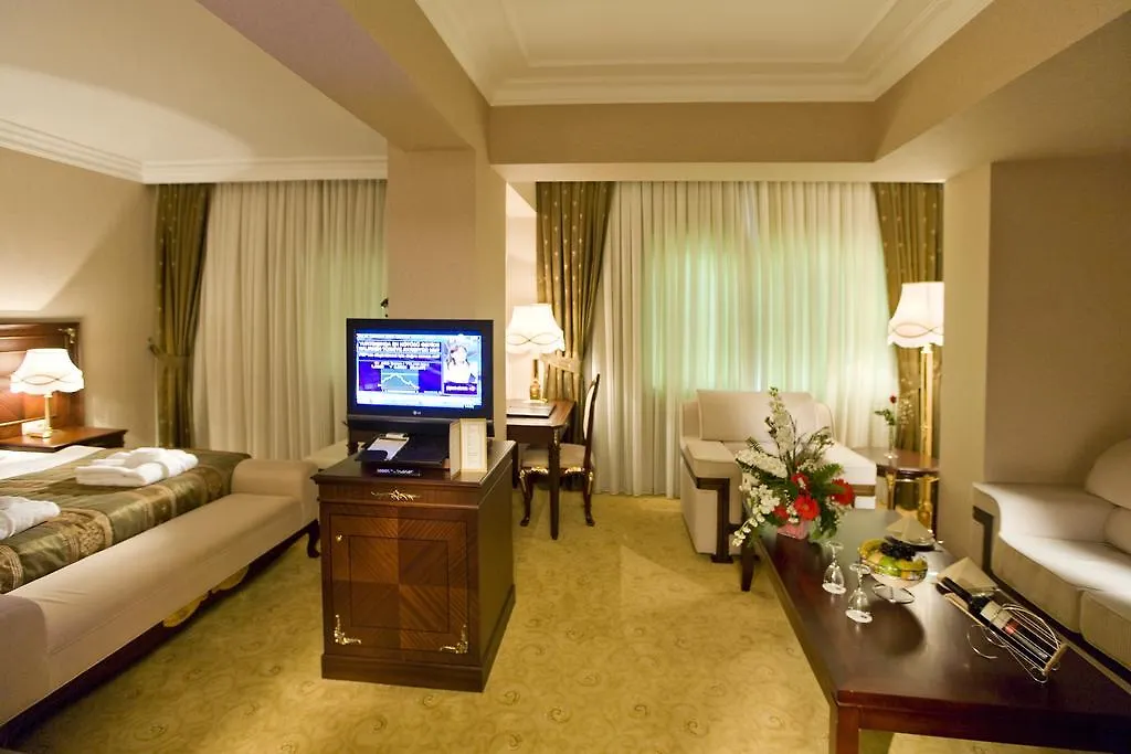 Latanya Palm & Spa Airport Antalya Hotel