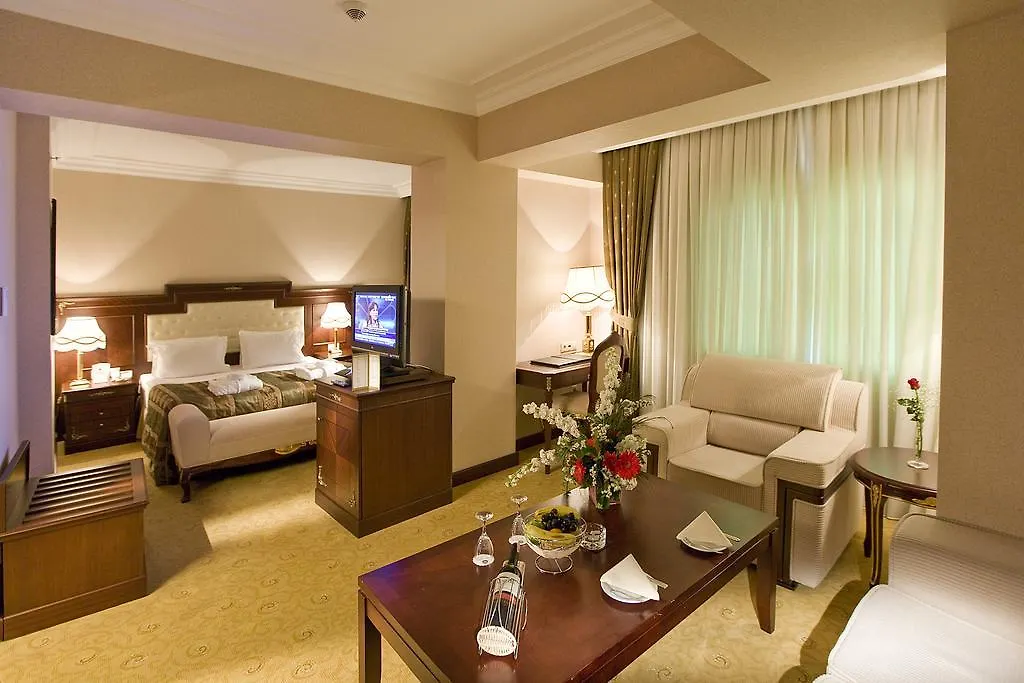 Latanya Palm & Spa Airport Antalya Hotel